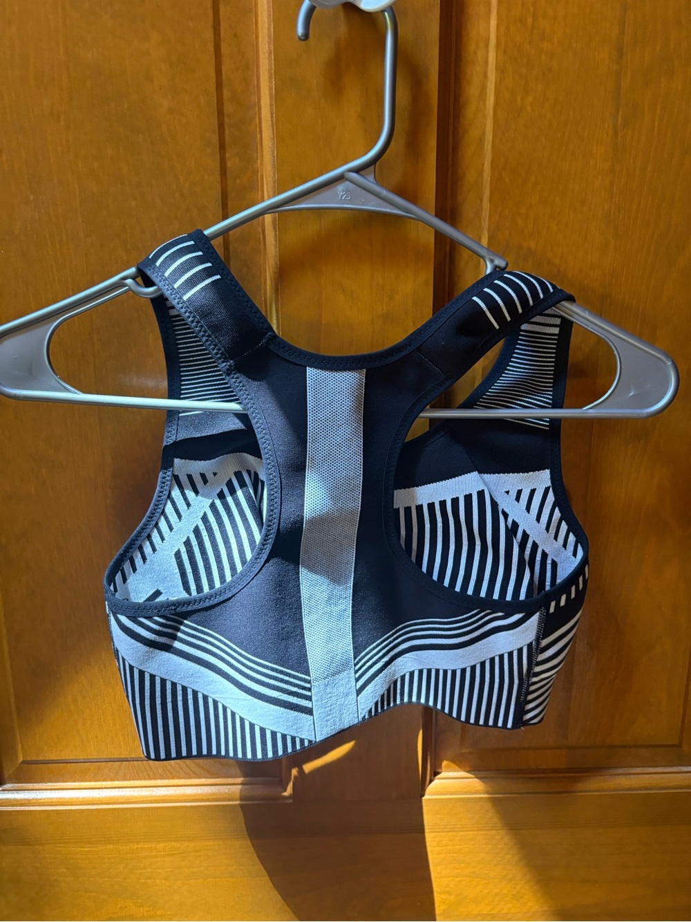 Nike Womens FE/NOM Flyknit Sports Bra Size Medium - Picture 4 of 6